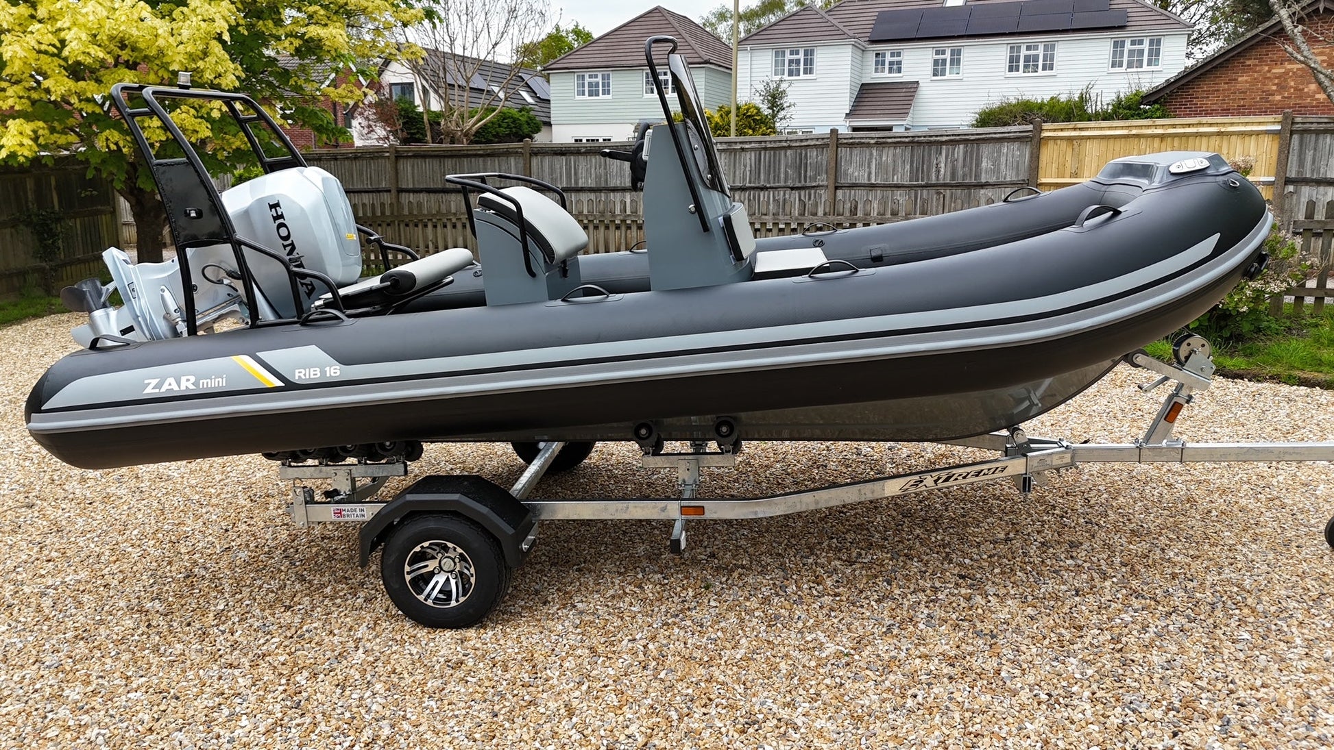 ZAR mini RIB PRO 16 5.0m Family RIB + Honda Outboard - BOATSMART