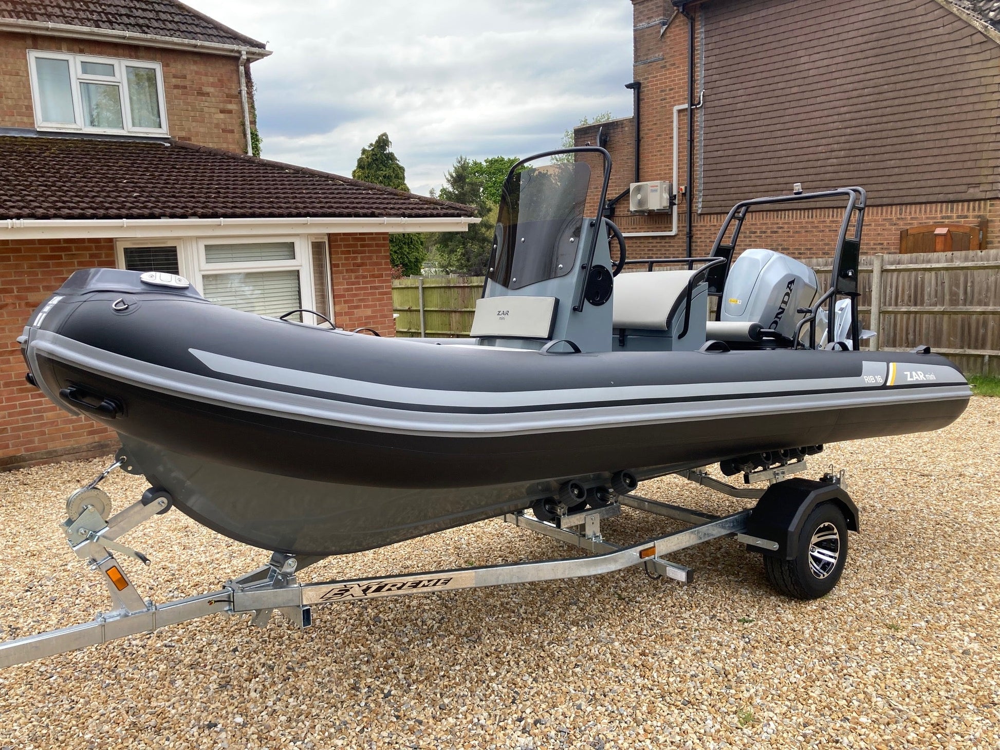 ZAR mini RIB PRO 16 5.0m Family RIB + Honda Outboard - BOATSMART