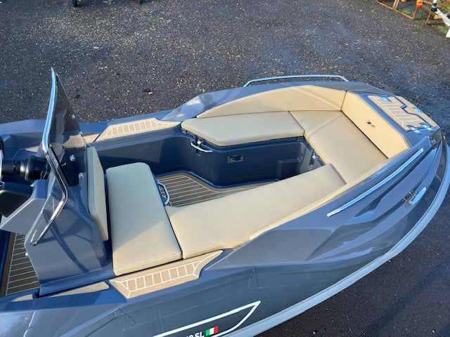 ZAR 49 Sport Luxury - BOATSMART