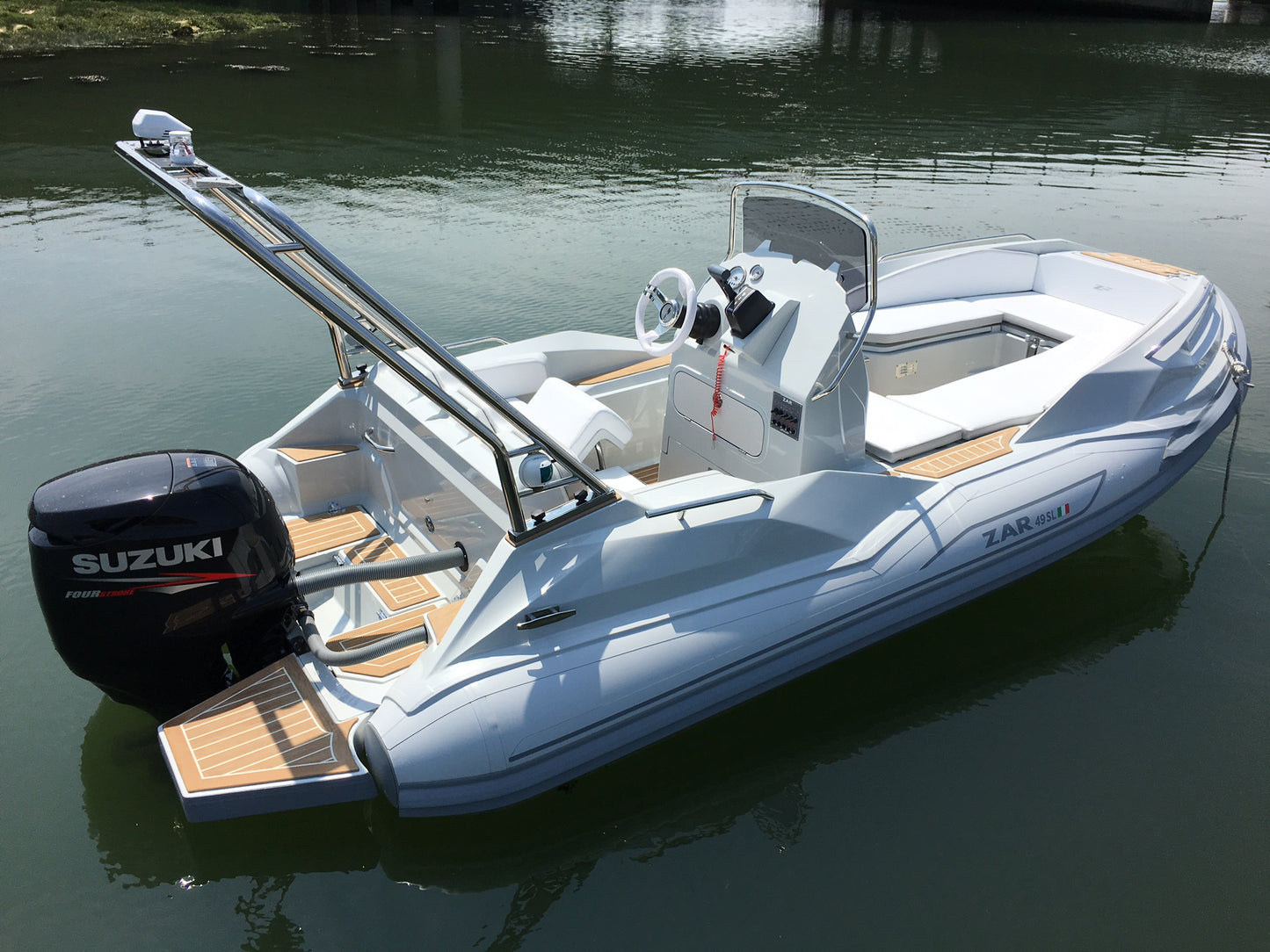 ZAR 49 Sport Luxury - BOATSMART